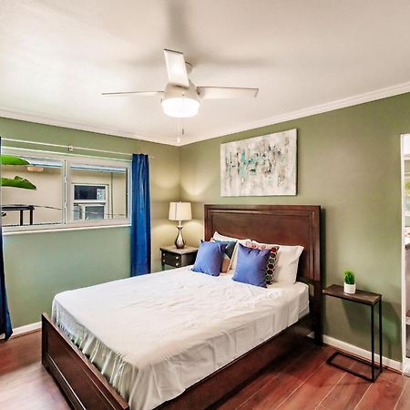 Uhost Ai - Updated 1B1B Hideaway - Sleeps 3 Hollywood Extérieur photo