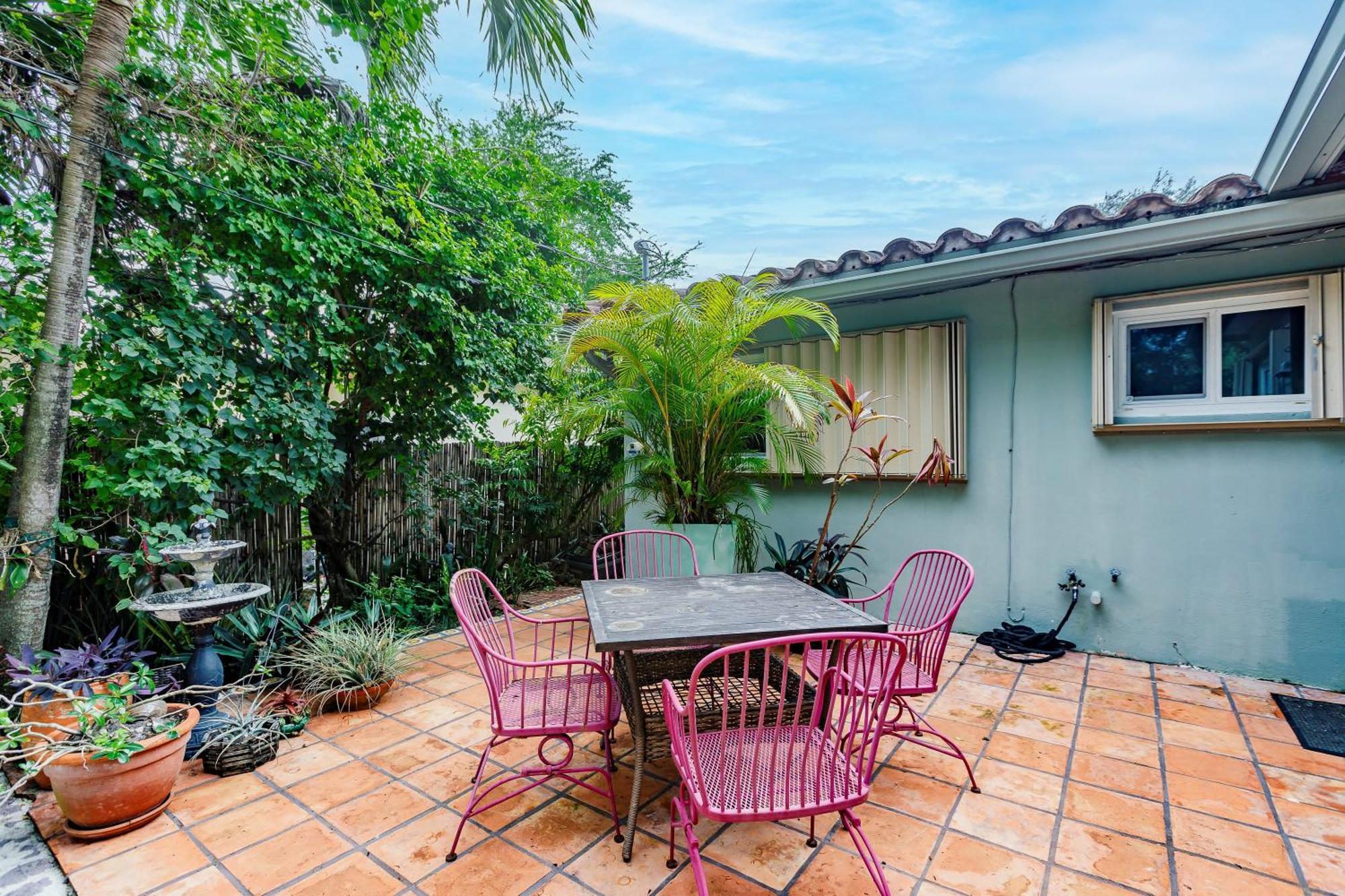 Uhost Ai - Updated 1B1B Hideaway - Sleeps 3 Hollywood Extérieur photo